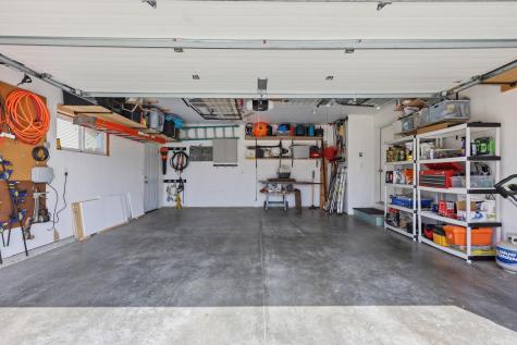 646 36th Avenue W West Fargo ND 58078