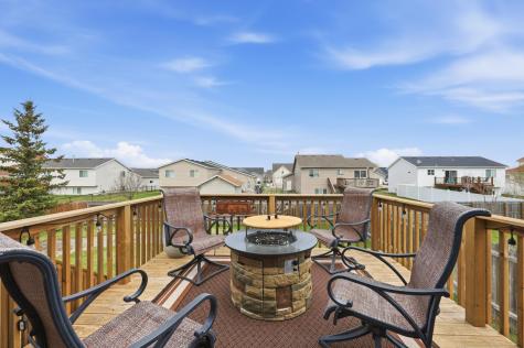 646 36th Avenue W West Fargo ND 58078