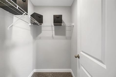 2006 Highview Terrace Shakopee MN 55379