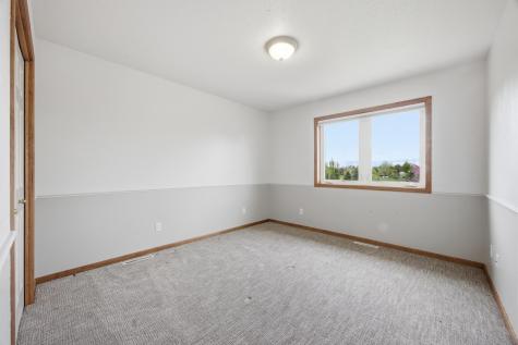 274 44th Avenue S Moorhead MN 56560