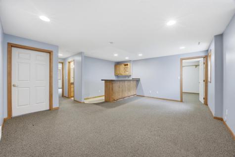 274 44th Avenue S Moorhead MN 56560