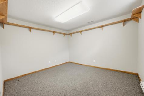 274 44th Avenue S Moorhead MN 56560