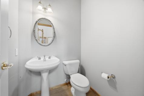 274 44th Avenue S Moorhead MN 56560