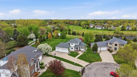 274 44th Avenue S Moorhead MN 56560