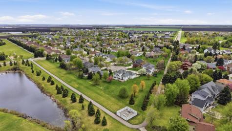 274 44th Avenue S Moorhead MN 56560