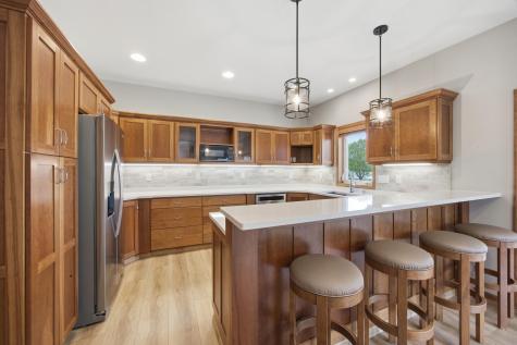 274 44th Avenue S Moorhead MN 56560