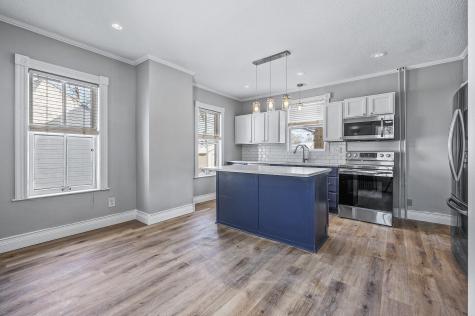 811 Watson Avenue Saint Paul MN 55102
