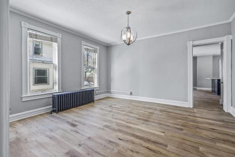 811 Watson Avenue Saint Paul MN 55102