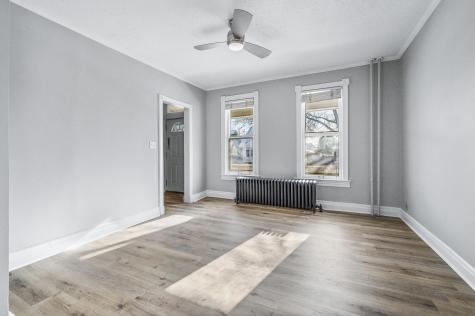 811 Watson Avenue Saint Paul MN 55102