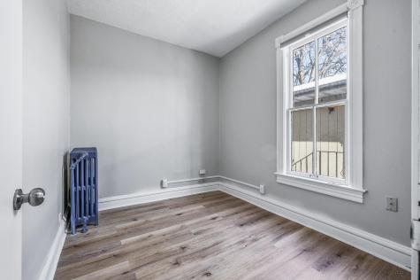 811 Watson Avenue Saint Paul MN 55102