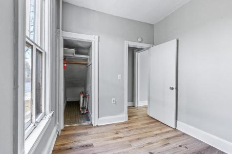 811 Watson Avenue Saint Paul MN 55102