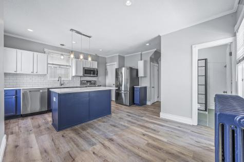 811 Watson Avenue Saint Paul MN 55102