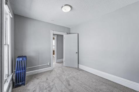 811 Watson Avenue Saint Paul MN 55102