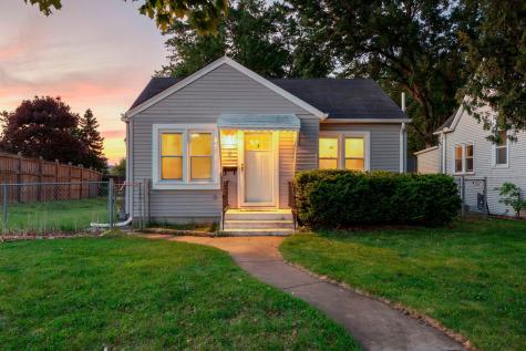 9 Van Buren Avenue S Hopkins MN 55343