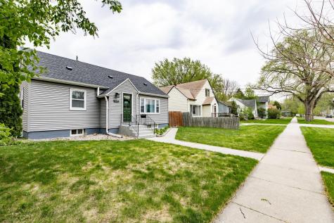 1345 11th Avenue S Fargo ND 58103
