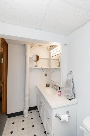 1345 11th Avenue S Fargo ND 58103