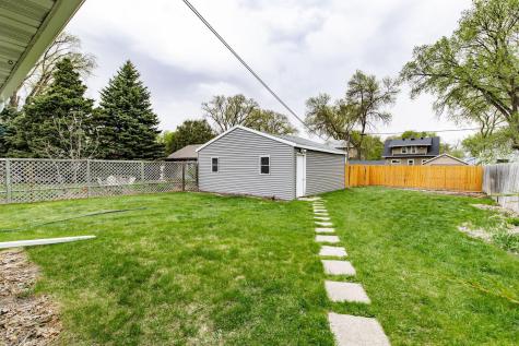 1345 11th Avenue S Fargo ND 58103