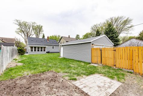 1345 11th Avenue S Fargo ND 58103