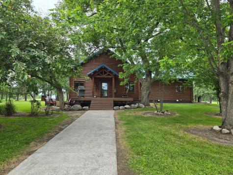 4193 Town Road 187 Ray MN 56669