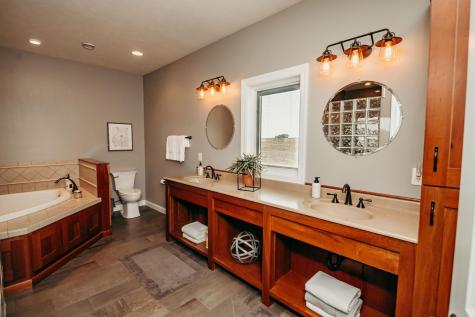 241 Cottonwood Cove Lynd MN 56157