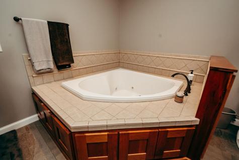 241 Cottonwood Cove Lynd MN 56157