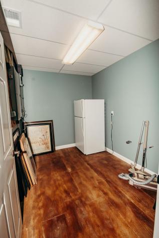 241 Cottonwood Cove Lynd MN 56157