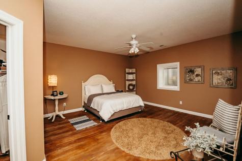 241 Cottonwood Cove Lynd MN 56157