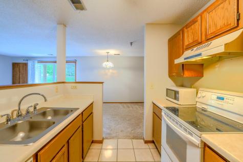 1225 Ferndale Street N Maplewood MN 55119