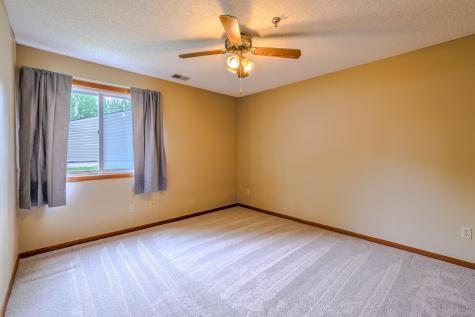 1225 Ferndale Street N Maplewood MN 55119