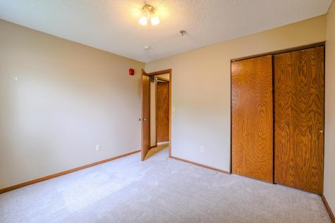 1225 Ferndale Street N Maplewood MN 55119