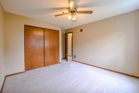 1225 Ferndale Street N Maplewood MN 55119