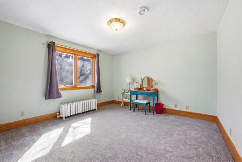 610 9th Street S Moorhead MN 56560