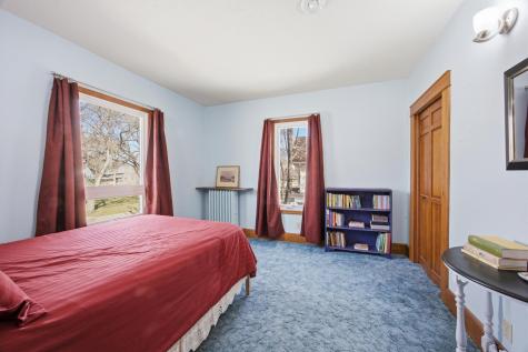 610 9th Street S Moorhead MN 56560