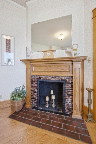 610 9th Street S Moorhead MN 56560