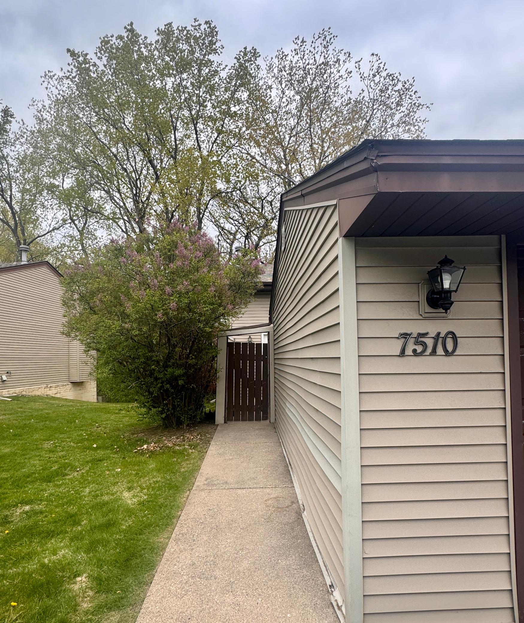 7510 Germane Trail Apple Valley MN 55124