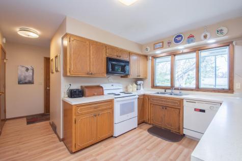 210 Garfield Avenue NW Twin Valley MN 56584