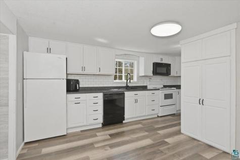 4304 E County Road B Superior WI 54880