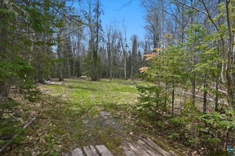 4304 E County Road B Superior WI 54880