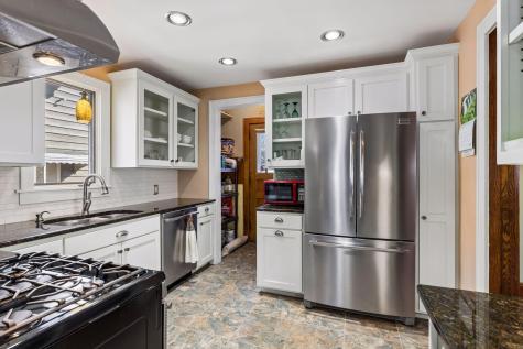 782 Rose Avenue E Saint Paul MN 55106