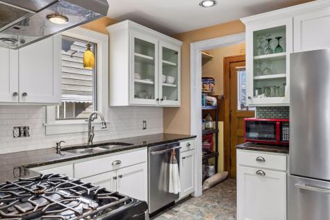 782 Rose Avenue E Saint Paul MN 55106