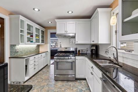 782 Rose Avenue E Saint Paul MN 55106