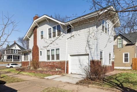 782 Rose Avenue E Saint Paul MN 55106