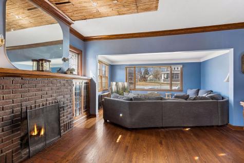 782 Rose Avenue E Saint Paul MN 55106