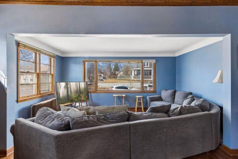 782 Rose Avenue E Saint Paul MN 55106