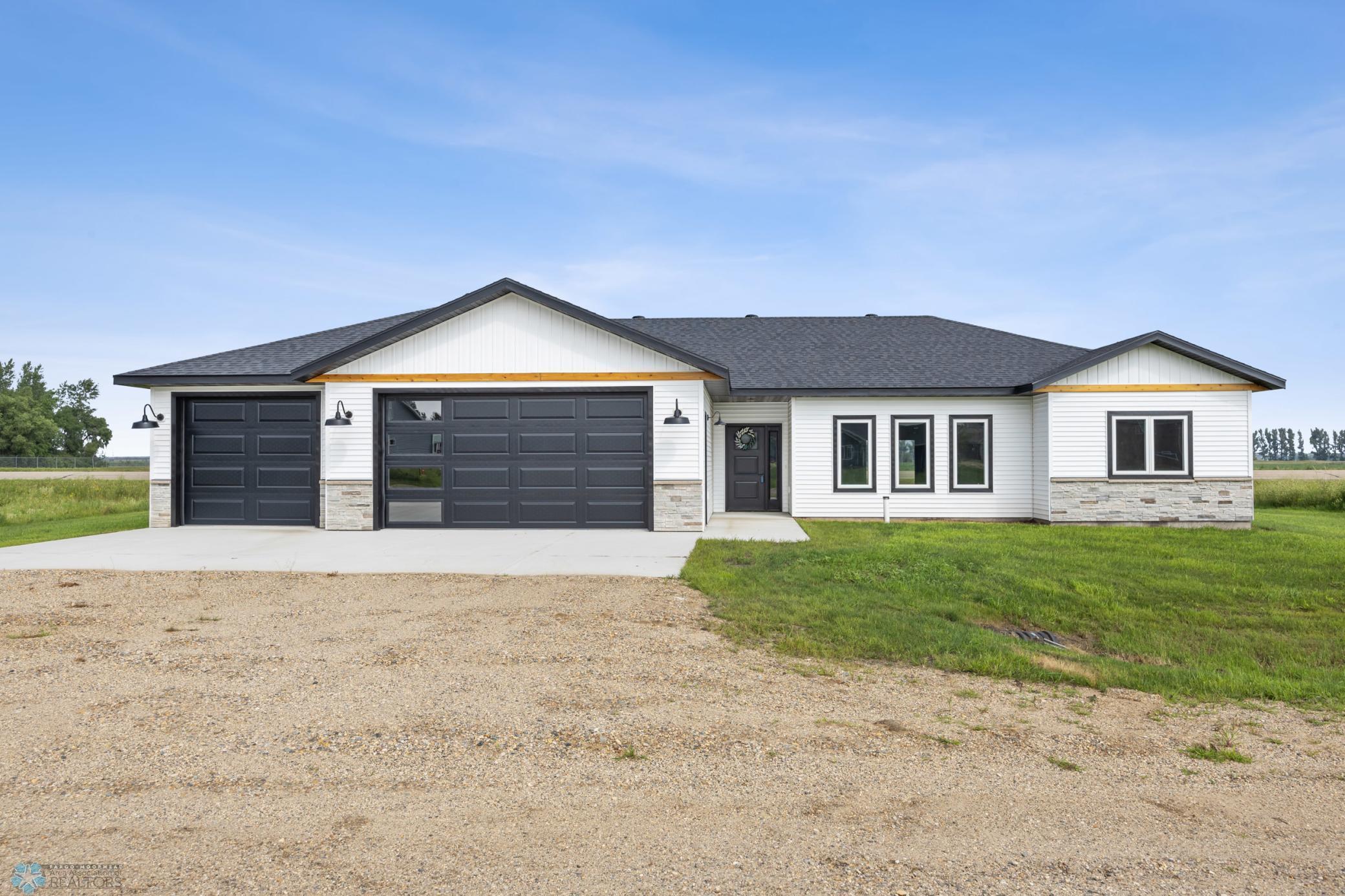 106 Pine Drive Hankinson ND 58041