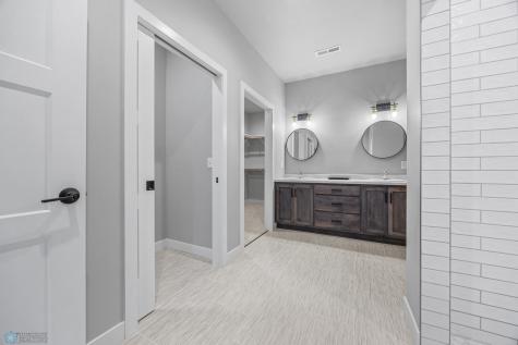 106 Pine Drive Hankinson ND 58041