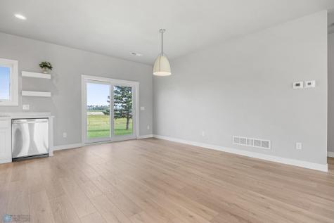 106 Pine Drive Hankinson ND 58041