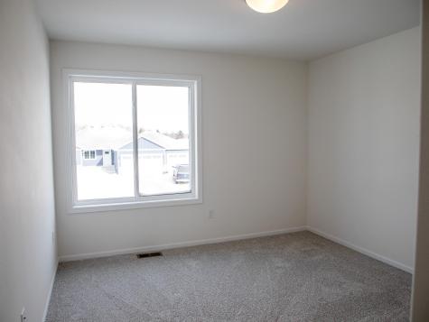 1466 66th Avenue S Fargo ND 58104