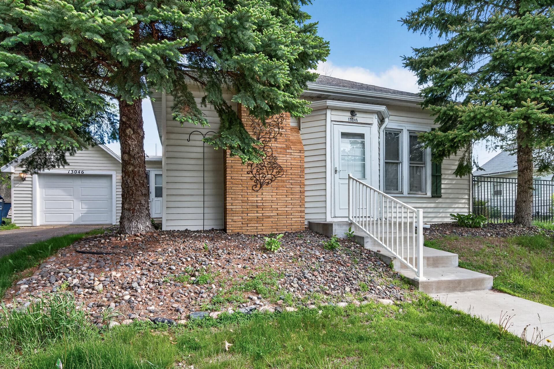 13046 Newell Avenue Lindstrom MN 55045