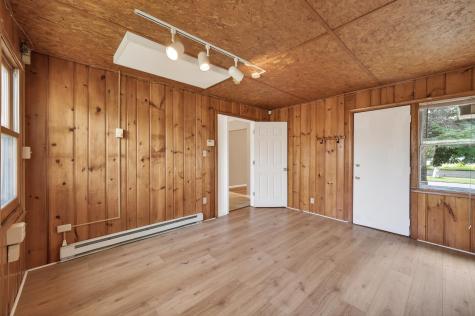13046 Newell Avenue Lindstrom MN 55045